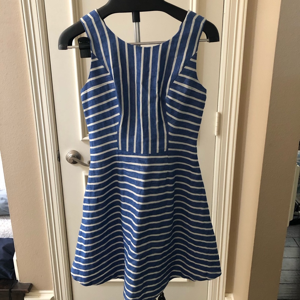 Vineyard Vines Dress Size 2